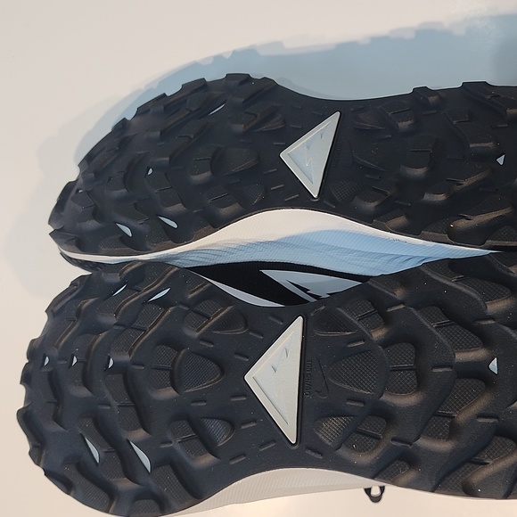 Nike Pegasus Trail 3 Black Pure Platinum DA8697-001 Men's Size 13 - Picture 7 of 8